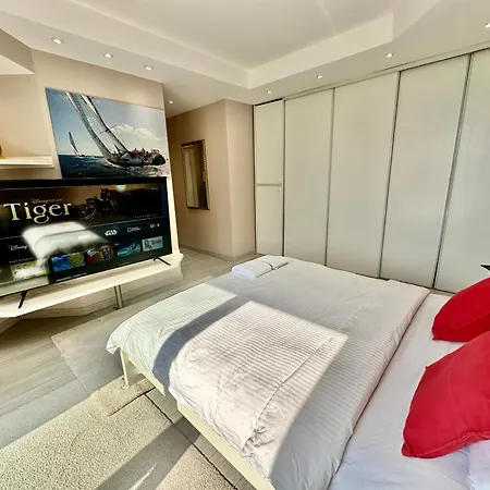 Volvo View Fast Wifi 1 Gbs 80'tv Netflix Hbo Skyshowmax * Warsaw