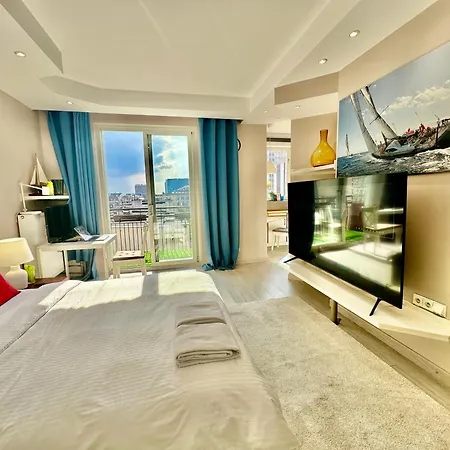 Apartment Volvo View Fast Wifi 1 Gbs 80'tv Netflix Hbo Skyshowmax *