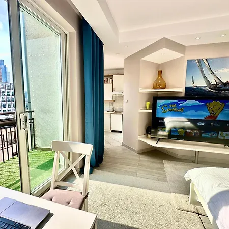 Apartment Volvo View Fast Wifi 1 Gbs 80'tv Netflix Hbo Skyshowmax